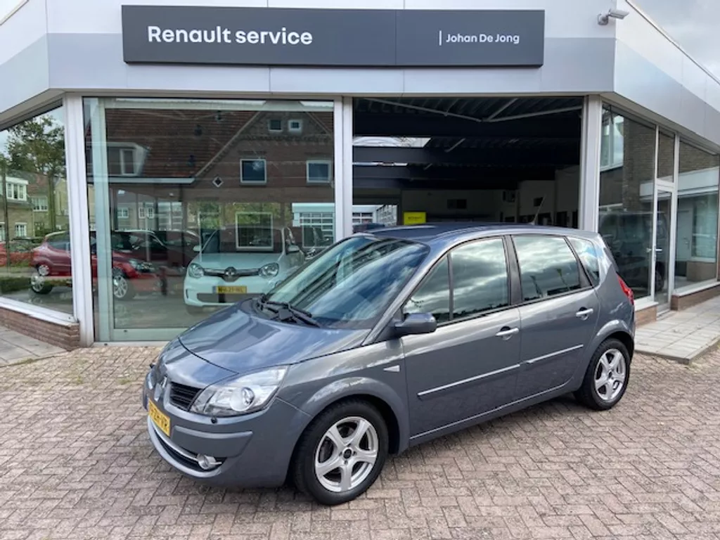 Renault Scenic 1.6 16V 82KW Tech Line