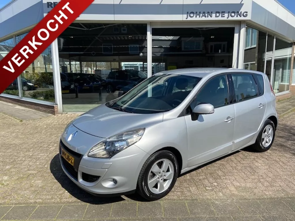 RENAULT Scenic TCe 130 DYNAMIQUE