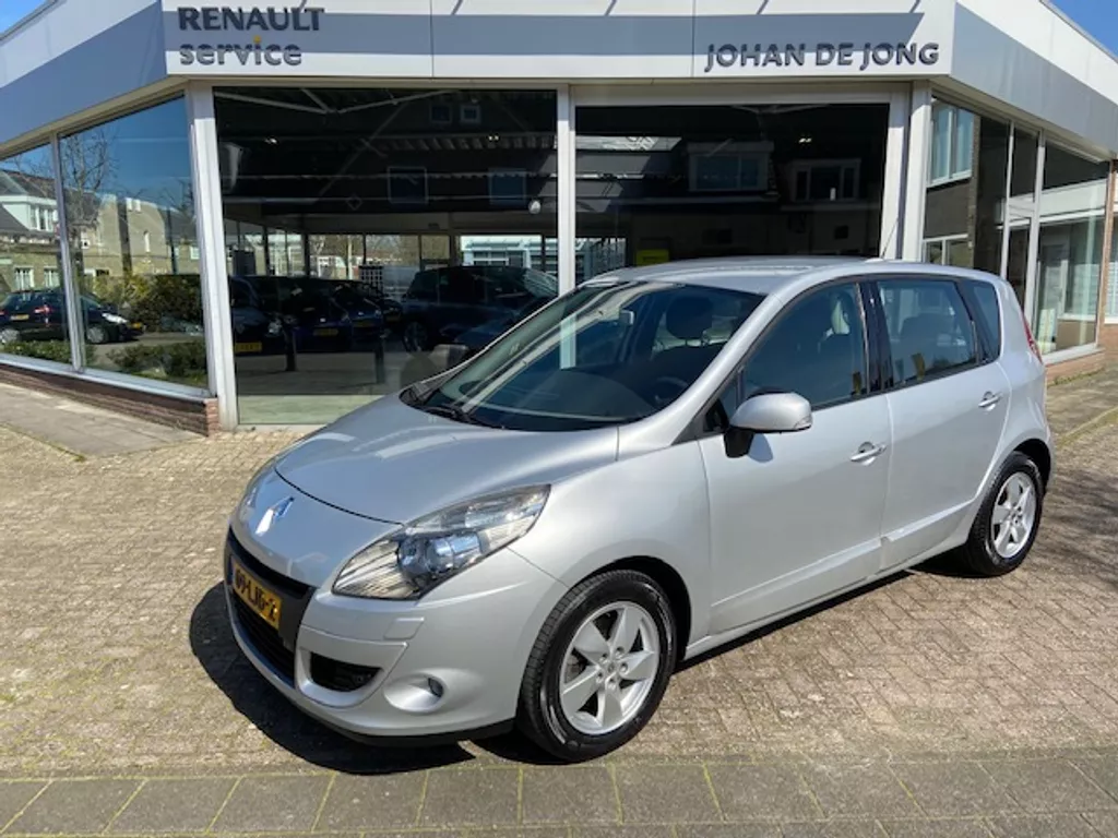 RENAULT Scenic TCe 130 DYNAMIQUE